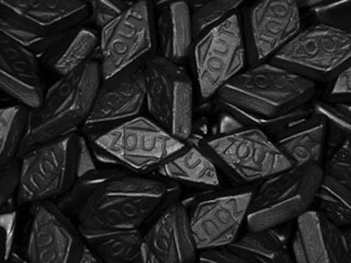 K&H Schuinzout (Small Diamond) Licorice 1 kg - Dutchy's European Market