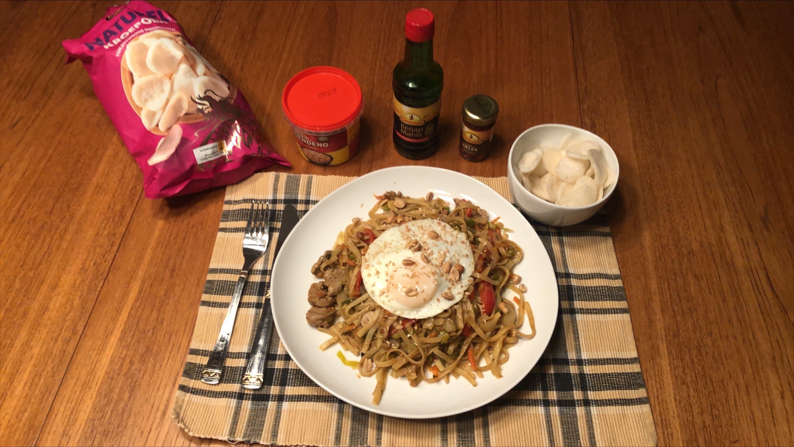 Bahmi Goreng Dinner 850g - Dutchy's European Market